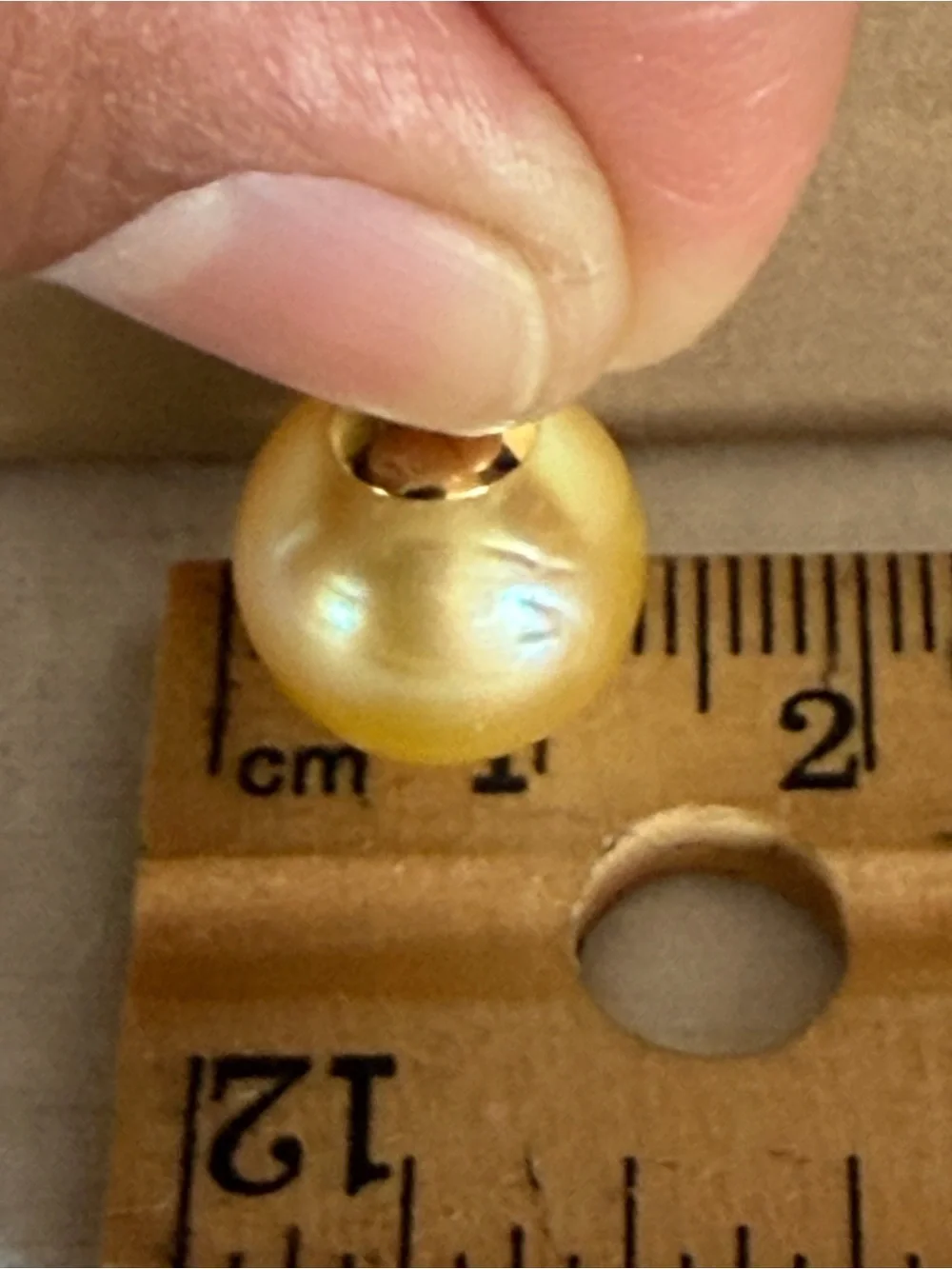 18K Gold South Sea Pearl Stud Earrings